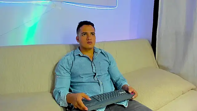 Snapshot of jhon_nicolas chatting on March 1, 2026, 9:59 pm jhon nicolas online show from March 1, 2026, 9:59 pm