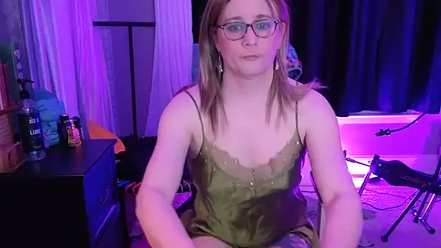 wetrainbows online show from April 3, 2026, 12:06 am