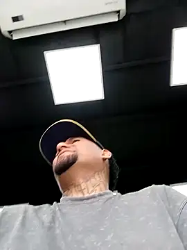 pepinoXXX online show from February 3, 2026, 5:51 pm