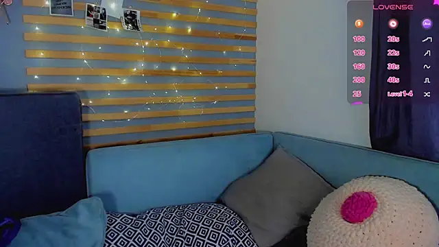 Snapshot of Alice_Wanderr chatting on March 2, 2026, 5:08 am Alice Wanderr online show from March 2, 2026, 5:08 am