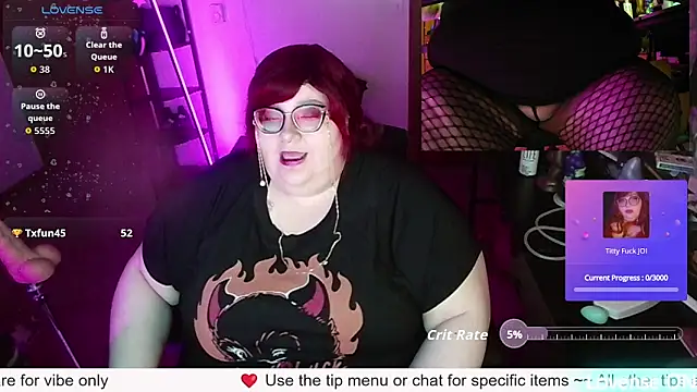 Snapshot of RileySynn chatting on June 7, 2026, 4:18 am RileySynn online show from June 7, 2026, 4:18 am