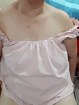 Snapshot of Yummyamasha chatting on July 18, 2026, 2:58 pm Yummyamasha online show from July 18, 2026, 2:58 pm