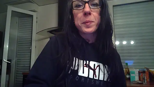 Snapshot of FITGIRL-MAEVA chatting on February 12, 2026, 7:02 pm FITGIRL-MAEVA online show from February 12, 2026, 7:02 pm