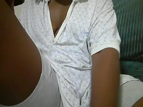 Lebo2004 online show from April 9, 2026, 8:42 am