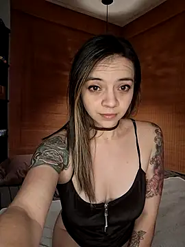 Snapshot of Ana-Spencer chatting on May 2, 2026, 9:47 am Ana-Spencer online show from May 2, 2026, 9:47 am