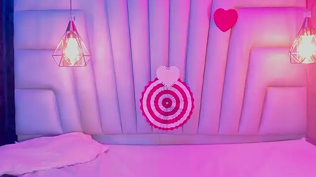 IrinaVoshh  online show from February 11, 2026, 7:25 pm