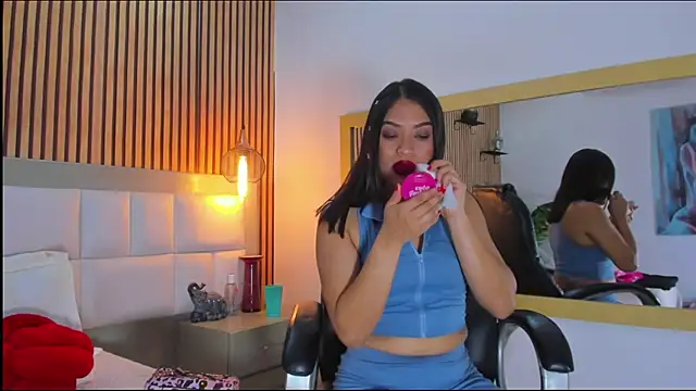 Georgia Vega online show from February 20, 2026, 7:27 pm