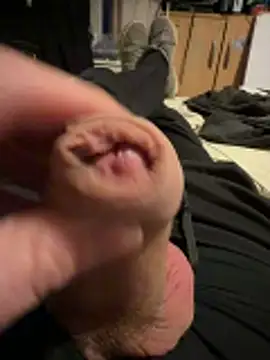 twankletoes1234 online show from April 28, 2026, 8:35 pm