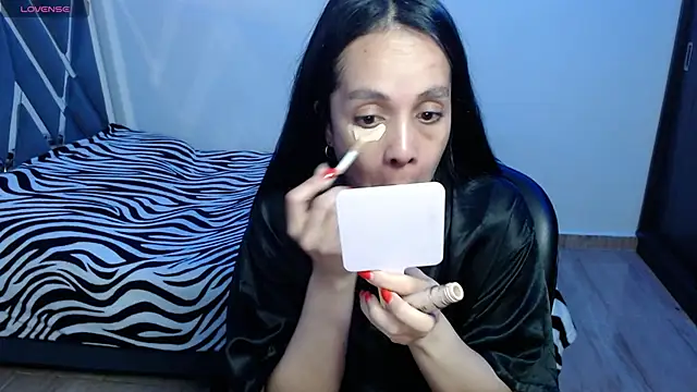 paula lopez   online show from April 14, 2026, 10:26 pm