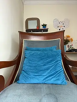 LilaRvsh online show from April 6, 2026, 6:09 pm