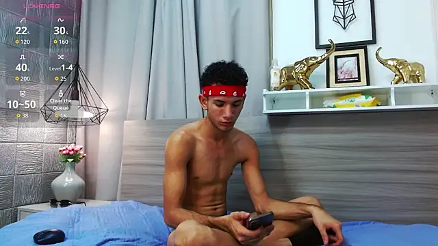 Snapshot of JDWhite18 chatting on February 13, 2026, 4:12 am JDWhite18 online show from February 13, 2026, 4:12 am