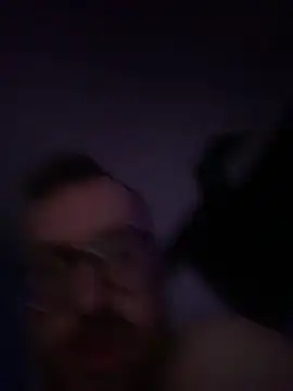 Snapshot of io1Elian chatting on April 8, 2026, 4:36 am io1Elian online show from April 8, 2026, 4:36 am