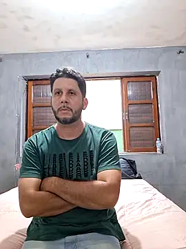 atilaportugalcasado online show from February 5, 2026, 7:53 pm