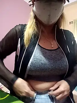 Snapshot of neha0882 chatting on February 28, 2026, 2:00 am neha0882 online show from February 28, 2026, 2:00 am