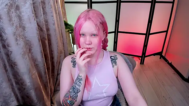 Snapshot of AnnieVibe chatting on February 24, 2026, 5:36 pm AnnieVibe online show from February 24, 2026, 5:36 pm