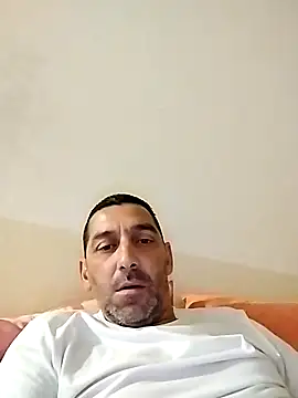 Snapshot of Spider2828 chatting on April 8, 2026, 4:25 am Spider2828 online show from April 8, 2026, 4:25 am