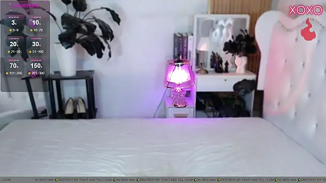 Anisha Foxx online show from March 8, 2026, 1:22 am