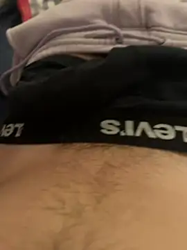 Snapshot of Enzo_2763 chatting on February 7, 2026, 1:30 pm Enzo 2763 online show from February 7, 2026, 1:30 pm