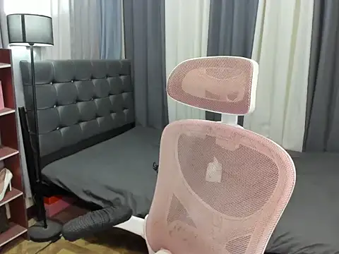 Snapshot of TinyCock_Rein chatting on March 2, 2026, 5:31 pm TinyCock Rein online show from March 2, 2026, 5:31 pm