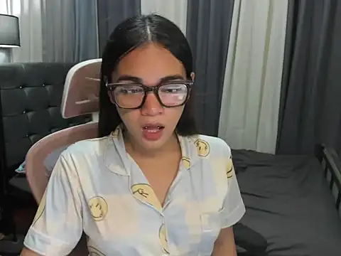 Snapshot of TinyCock_Rein chatting on February 15, 2026, 5:30 am TinyCock Rein online show from February 15, 2026, 5:30 am