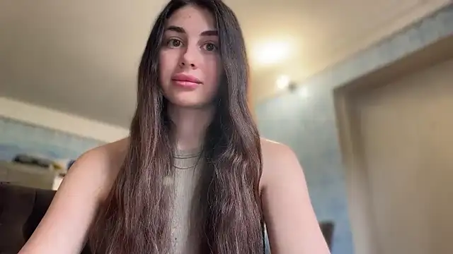 LiluMartiznir online show from May 12, 2026, 11:16 am
