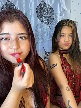 Vilu and Xuxi  online show from April 12, 2026, 11:08 pm