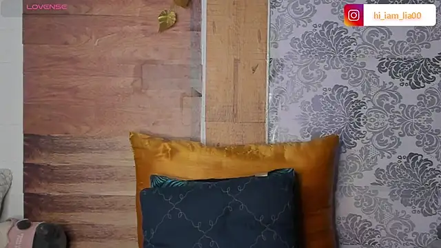 LiaHansson00 online show from March 18, 2026, 4:30 pm