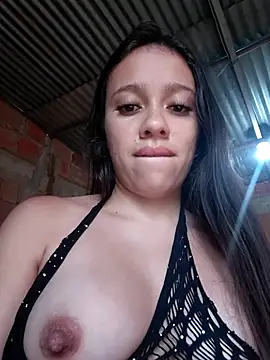 Snapshot of lachiki_plus chatting on February 24, 2026, 10:10 pm lachiki plus online show from February 24, 2026, 10:10 pm