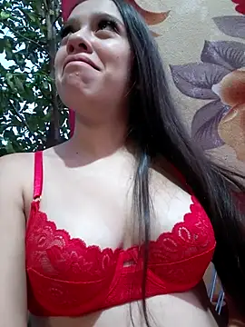 Snapshot of lachiki_plus chatting on February 14, 2026, 10:59 am lachiki plus online show from February 14, 2026, 10:59 am