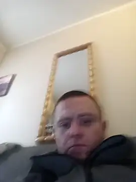 suqooo online show from March 29, 2026, 6:04 am