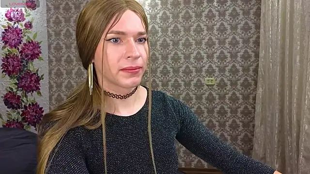 Snapshot of Anna_inHear chatting on July 28, 2026, 8:52 pm Anna inHear online show from July 28, 2026, 8:52 pm