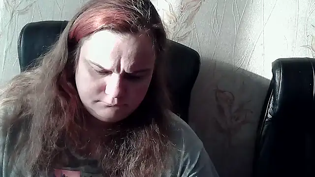 Snapshot of DollyGersoon chatting on February 4, 2026, 6:52 am DollyGersoon online show from February 4, 2026, 6:52 am