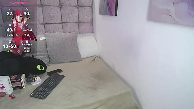 Samu Hott online show from July 15, 2026, 8:16 pm