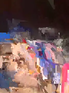 lilasun17 online show from April 28, 2026, 3:27 pm