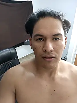 Andres28-2000 online show from February 5, 2026, 11:00 pm