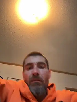Snapshot of tommattsonn chatting on May 3, 2026, 9:29 pm tommattsonn online show from May 3, 2026, 9:29 pm