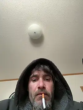 Snapshot of tommattsonn chatting on March 21, 2026, 5:28 pm tommattsonn online show from March 21, 2026, 5:28 pm