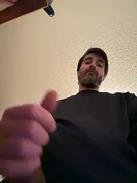 Snapshot of tommattsonn chatting on April 12, 2026, 2:15 am tommattsonn online show from April 12, 2026, 2:15 am