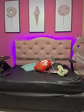 Karolaiin LS online show from March 10, 2026, 7:40 pm