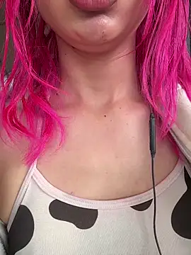 Maaddy LS online show from February 17, 2026, 7:44 pm