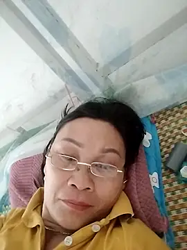 miko nyan2006 online show from May 28, 2026, 3:40 pm