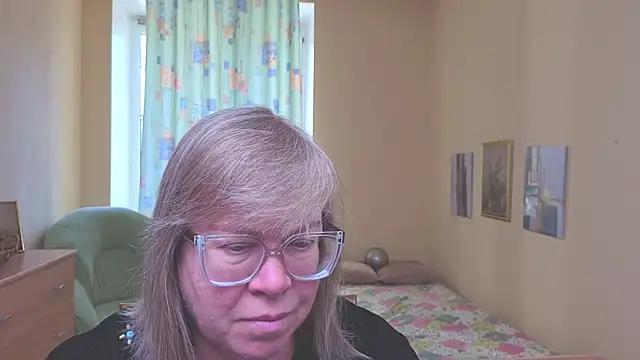 Snapshot of Emma_Eclipsee chatting on March 25, 2026, 6:57 am Emma Eclipsee online show from March 25, 2026, 6:57 am