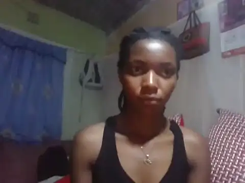 Snapshot of Selinabeauty chatting on June 9, 2026, 8:32 pm Selinabeauty online show from June 9, 2026, 8:32 pm