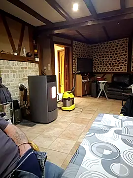 laphobie01 online show from February 5, 2026, 12:17 am