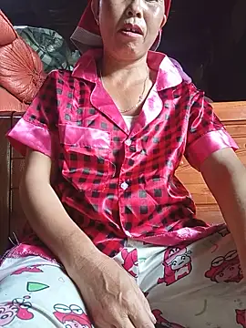 Snapshot of lena-cute chatting on June 14, 2026, 2:08 am lena-cute online show from June 14, 2026, 2:08 am