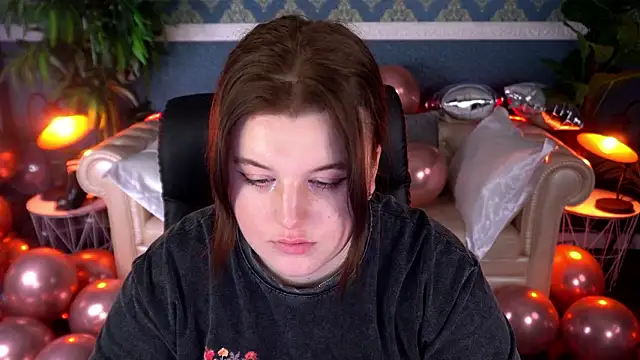 Snapshot of KristiFoxy chatting on February 2, 2026, 1:54 pm KristiFoxy online show from February 2, 2026, 1:54 pm