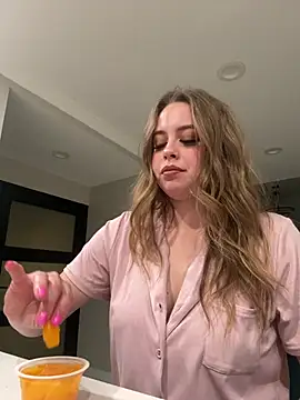 xxlivecouple online show from February 15, 2026, 2:23 am