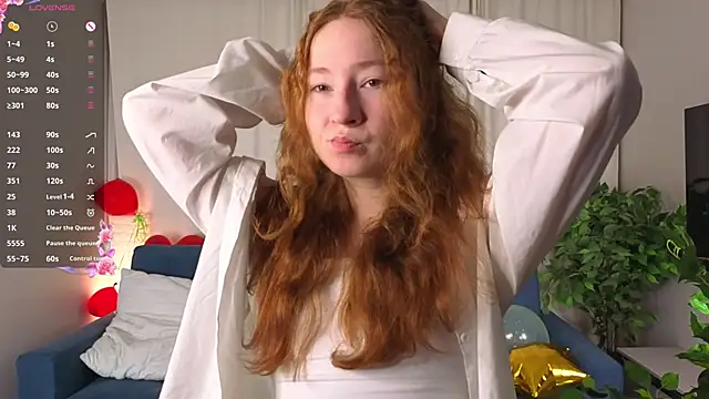 Snapshot of MaraButtrey chatting on February 18, 2026, 1:03 am MaraButtrey online show from February 18, 2026, 1:03 am