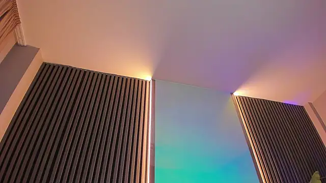 MissObsidian online show from April 1, 2026, 8:06 pm