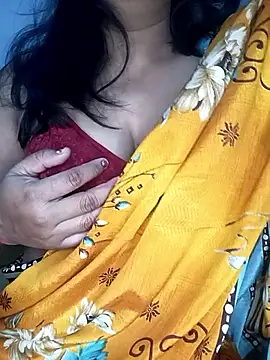 Snapshot of Miss-Prity chatting on February 28, 2026, 5:12 pm Miss-Prity online show from February 28, 2026, 5:12 pm